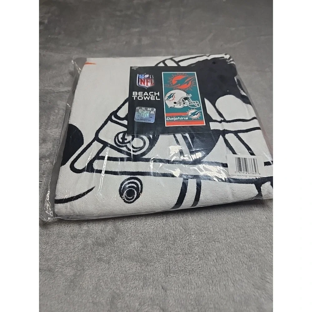 NWT NFL Miami Dolphins Football Beach Towel Pool Party Size 58